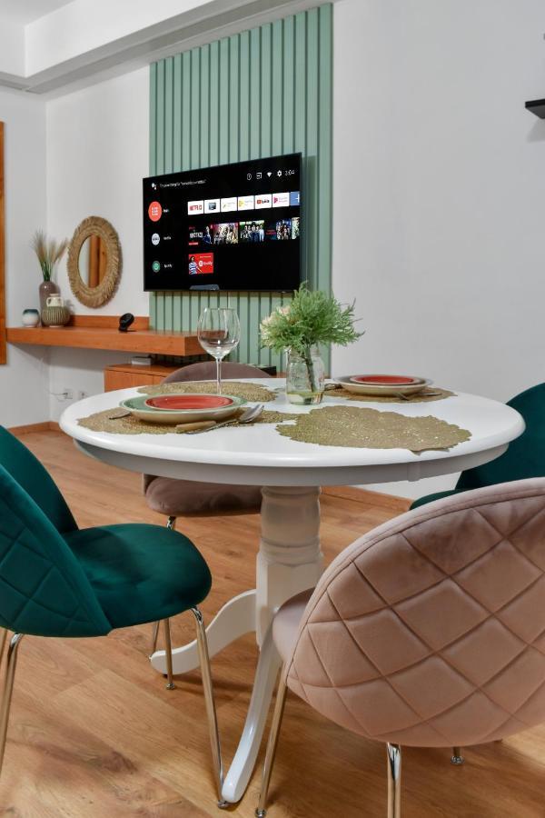 The Flower Clabucet Studio Predeal Bagian luar foto